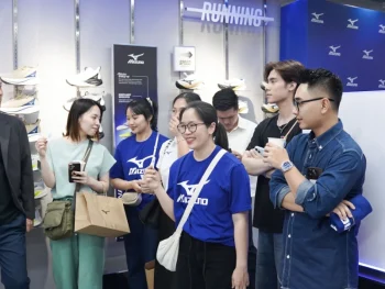 green holding sport tham du le khai truong mizuno store crescent mall 9