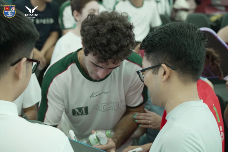Green Holding Sport đồng hành cùng KIVIX MAGIC tại sự kiện THE MAGIC BEGINS 6 18